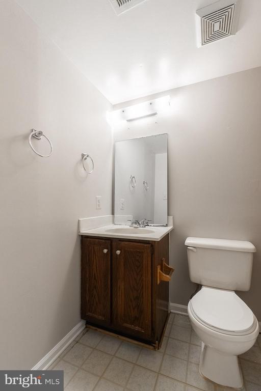 Building Photo - 8525 Gambel Oak Dr