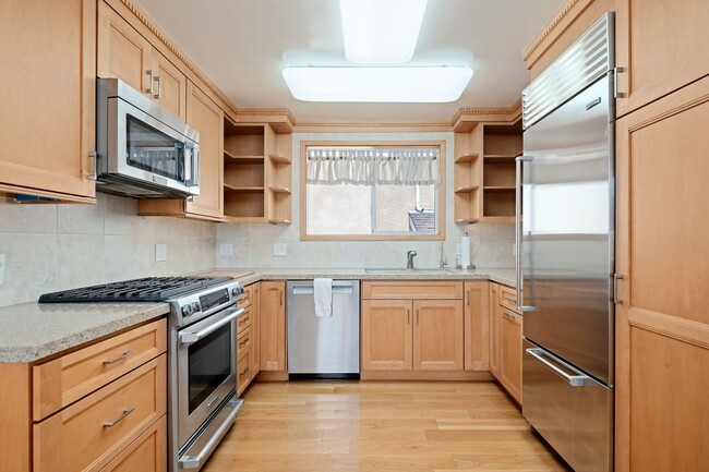 Building Photo - Charming One-Bedroom Retreat in Santa Barb...