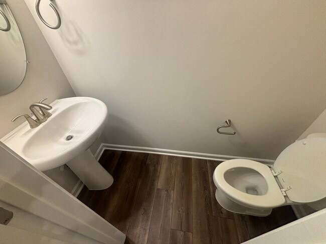 Building Photo - Room in House on Collaborative Wy