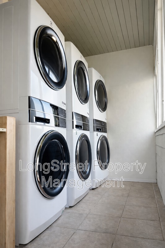 Building Photo - 11380 SW Greenburg Rd