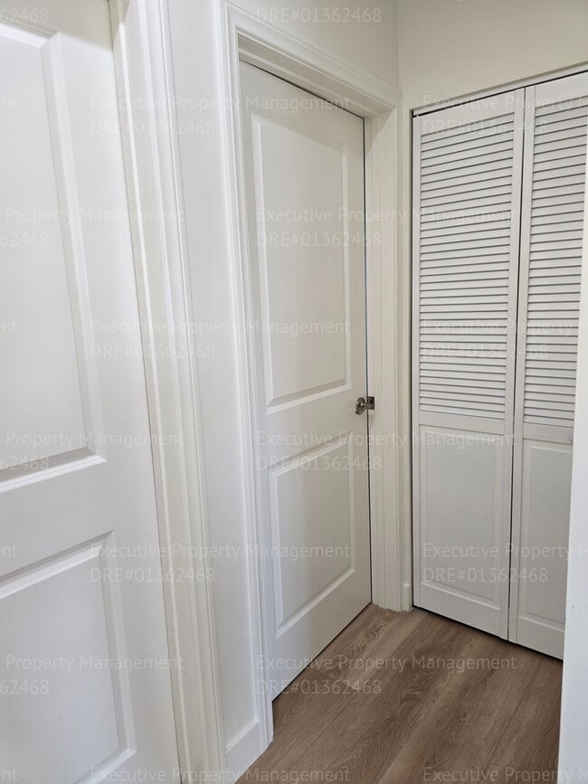 Building Photo - Newly constructed upstairs 2 bedrooms and ...