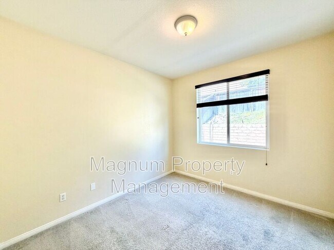 Building Photo - 29998 Couples Ave