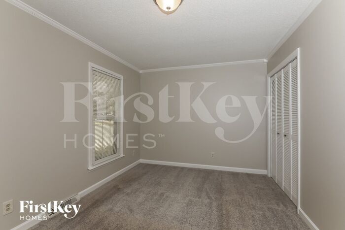 Building Photo - 10018 Mountain Apple Dr