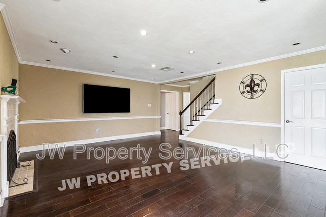 Building Photo - 3228 Lake Trail Dr