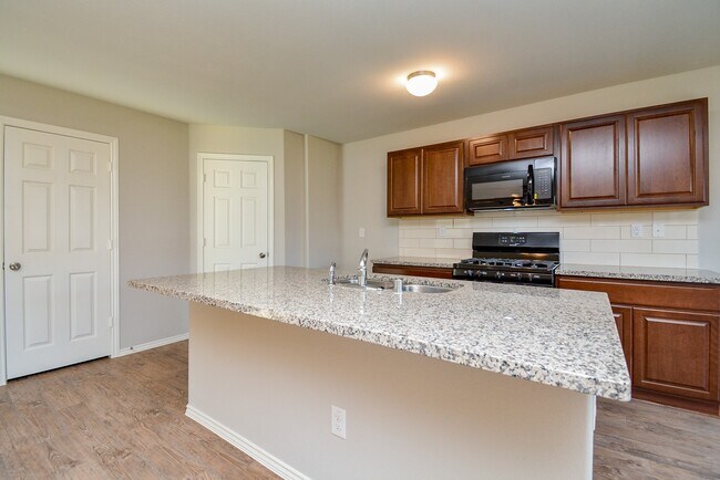 Building Photo - 23410 Briarstone Hbr Trl