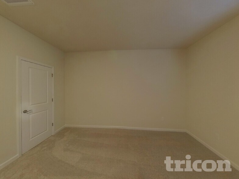 Building Photo - 1041 Bandon Dr