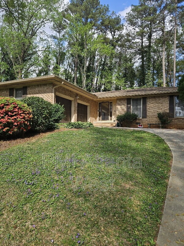 Building Photo - 4757 Fellswood Dr