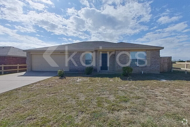 Building Photo - 4702 Janelle Dr