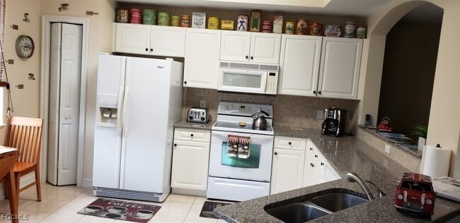 Building Photo - 10520 Amiata Way