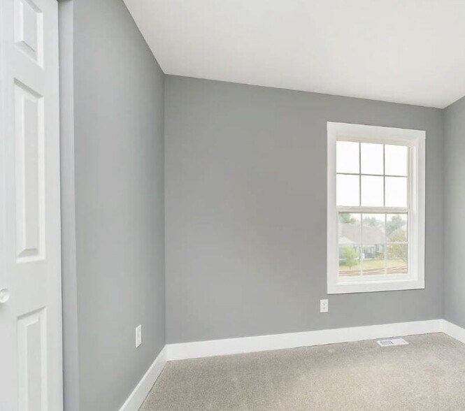 Building Photo - 6747 Wimbledon Dr