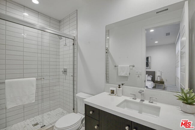 Building Photo - 20248 Willoughby Ln