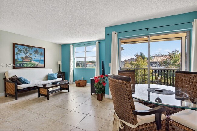 Building Photo - 1249 SW 46th Ave