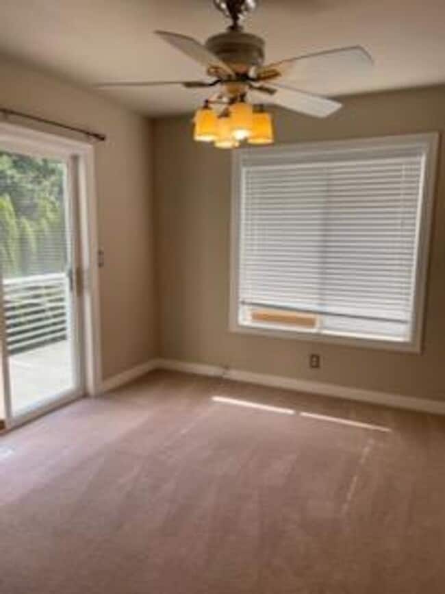 Building Photo - North Gig Harbor 3 bed 2.5 bath ~2,600sqft