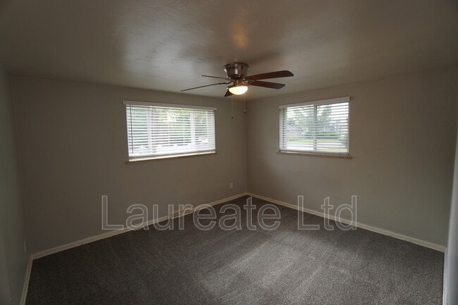 Building Photo - 673 Miller Ct