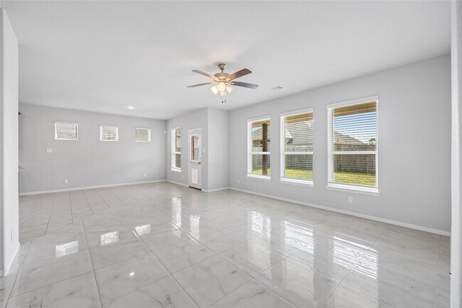 Building Photo - 24407 Arbor Landing Ln