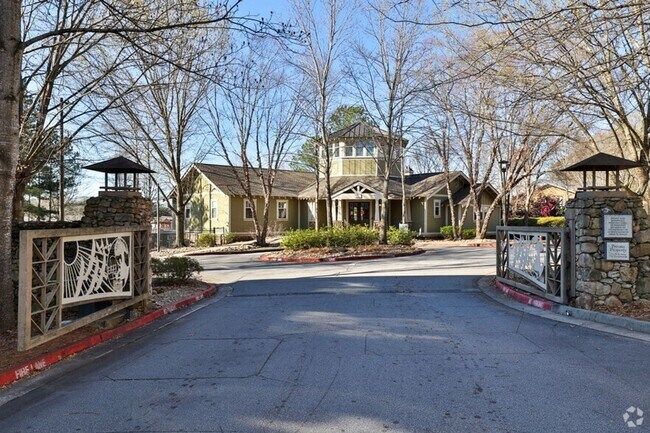 Building Photo - 3 Bedroom Townhome Woodlands of Clemson