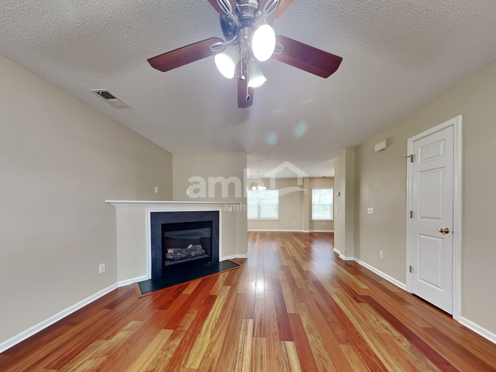 Building Photo - 405 White Bluff Ct