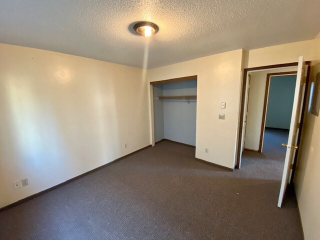 Building Photo - 1010 5th Ave S