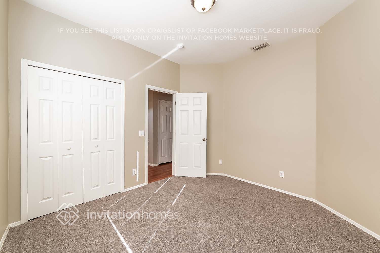 Building Photo - 205 39th St NE