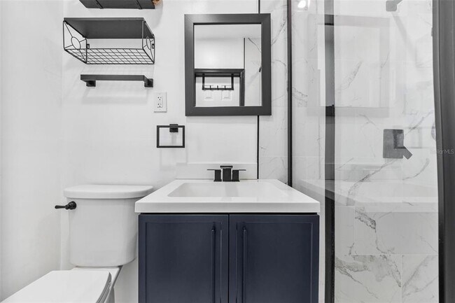 Building Photo - 15204 Monet Dr