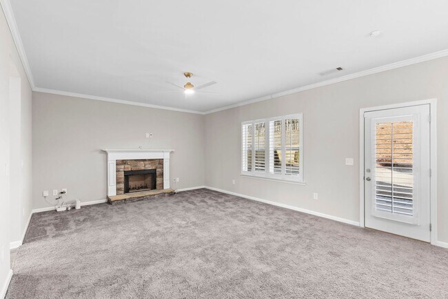 Building Photo - Immaculate, Upgraded Home with Custom Features and Spacious Outdoor Living