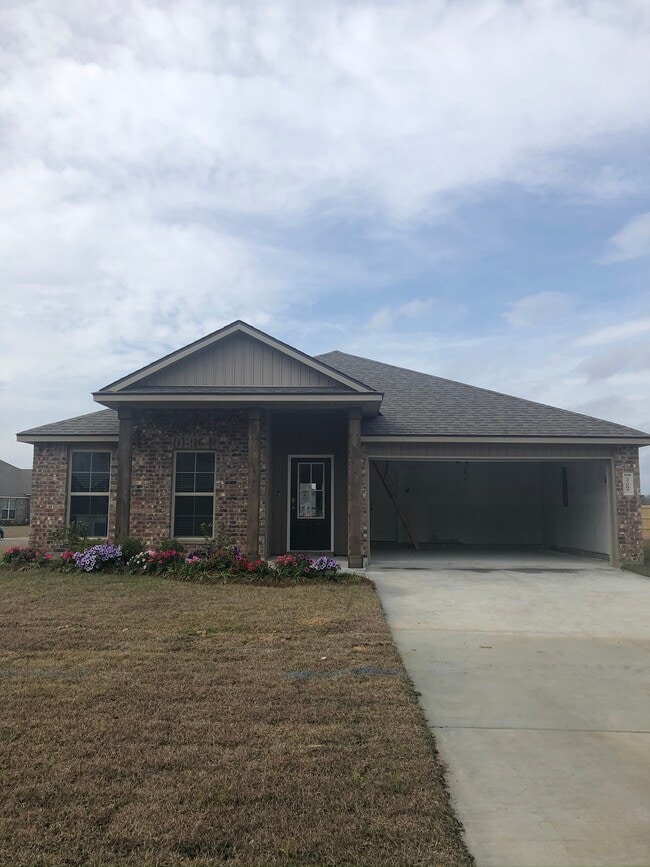 Primary Photo - 37085 Rustic Ln