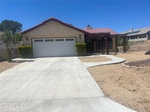 Building Photo - 14723 Blue Grass Dr