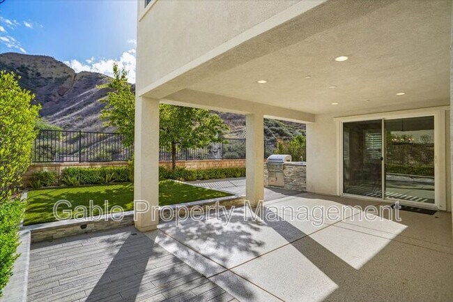 Building Photo - 29061 Sterling Ln