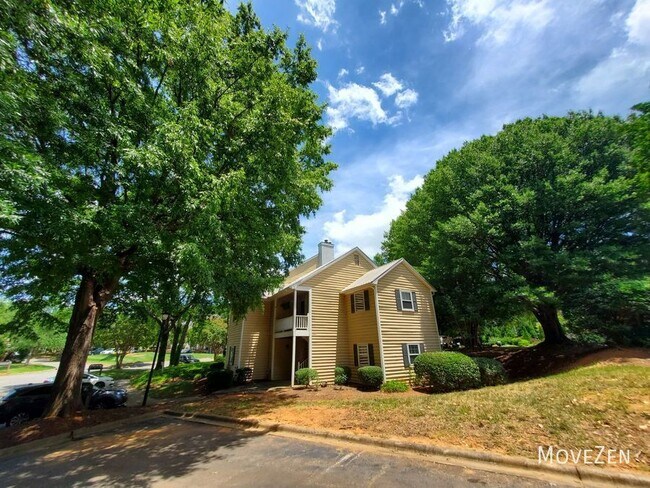 Building Photo - 3200 Selwyn Farms Ln