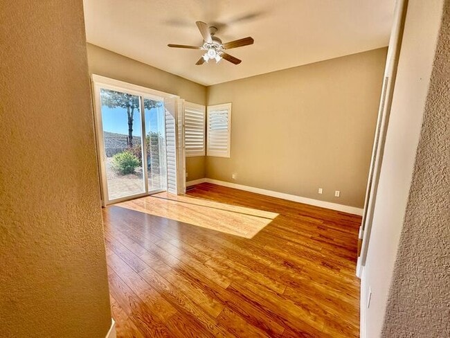 Building Photo - 6350 Cedar Waxwing Ct