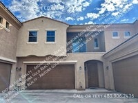 Building Photo - 1367 S Country Club Dr