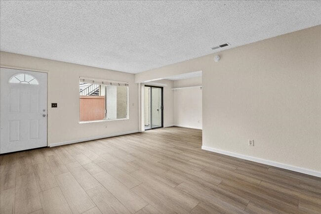 Building Photo - Upgraded 2-Bedroom Townhome with Private G...