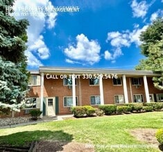 Building Photo - 20604 Lorain Rd