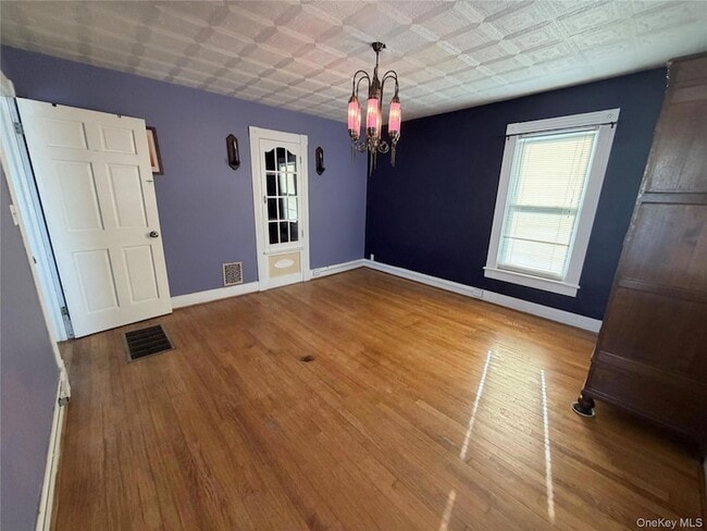 Building Photo - 184 Highland Ave