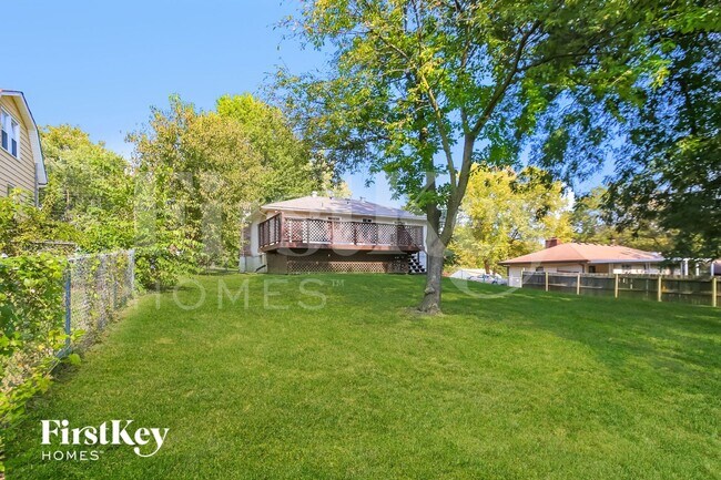 Building Photo - 16005 E Cogan Ln