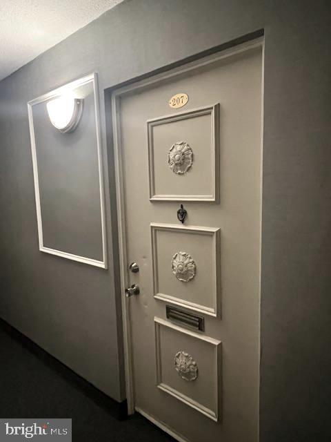 Building Photo - 401 Cooper Landing Rd