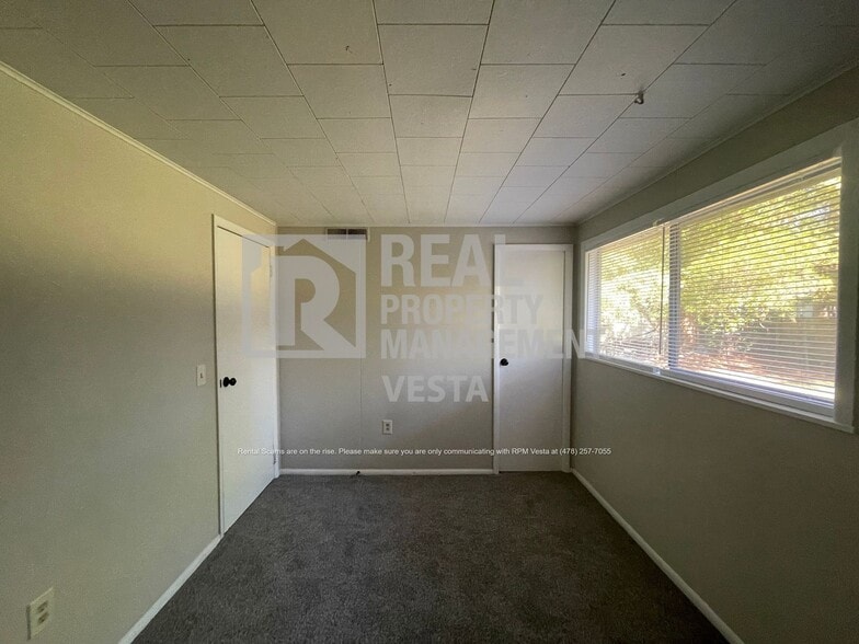 Building Photo - 618 Cedarwood Dr