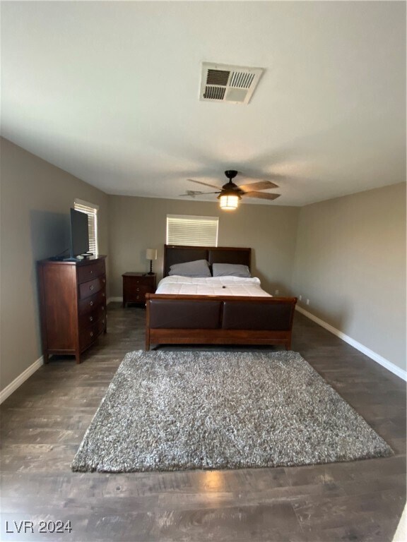 Building Photo - 1005 E McKnight Ave