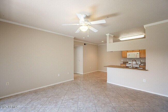 Building Photo - 5401 E Van Buren St