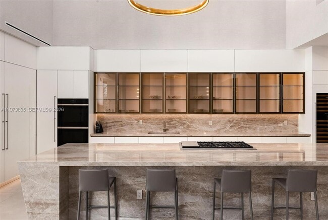 Building Photo - 723 NE 77th St