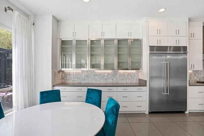 Building Photo - Single Story Pool Home In Reverence Guard Gated Community