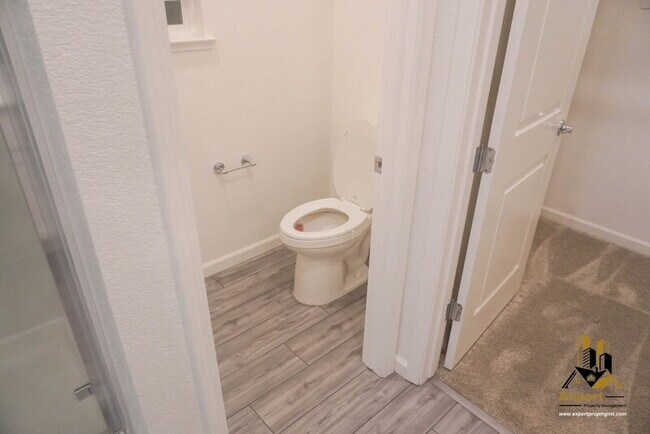 Building Photo - 2939 Limoges Walk