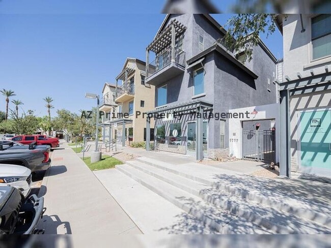 Building Photo - 300 N Gila Springs Blvd