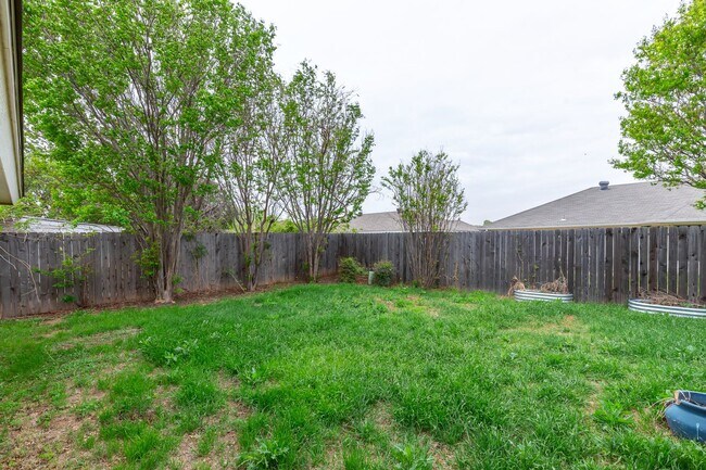Building Photo - 3834 Purdue Ln