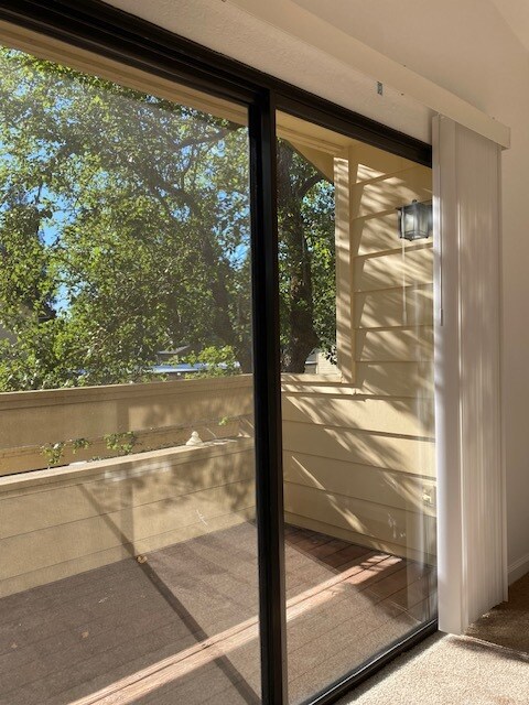 Building Photo - 1903 Woodlake Dr