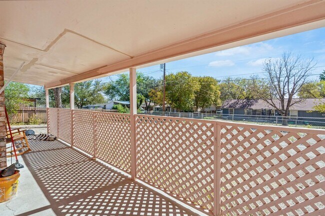 Building Photo - 131 Northill Dr