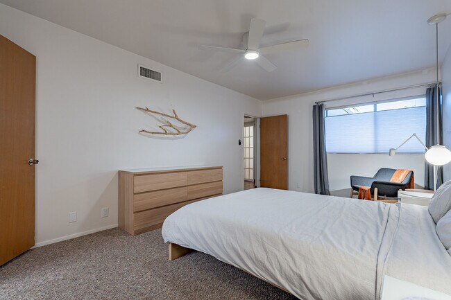 Primary bedrom - 3940 E. Timrod St. #226