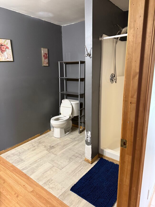 Building Photo - 1917 2nd St