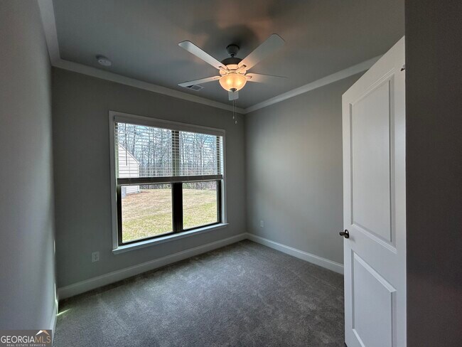 Building Photo - 473 Bandon Wy
