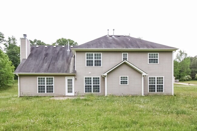 Building Photo - 1200 Catalina Pkwy